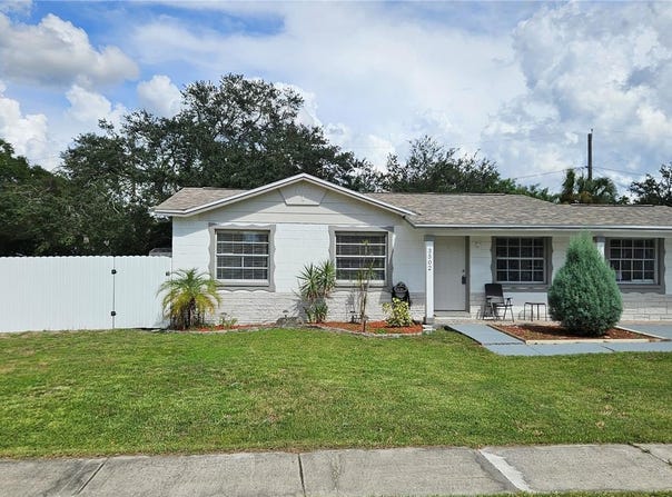 3502 LIBBY Loop, TAMPA, FL 33619