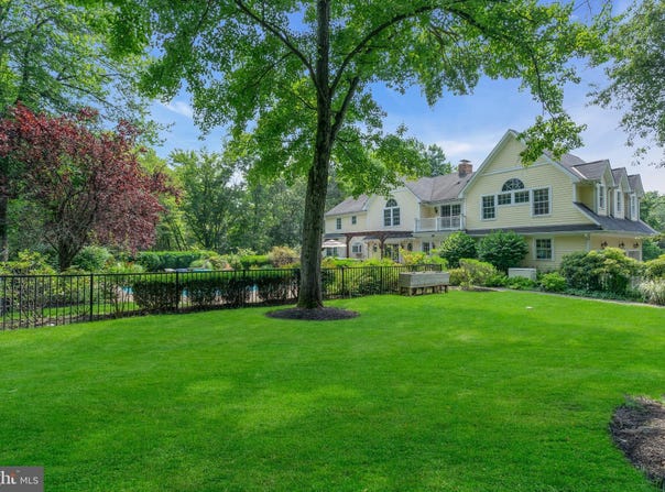 60 DOGWOOD LANE, SKILLMAN, NJ 08558