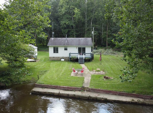 9634 Zina Drive, Rochester, IN 46975