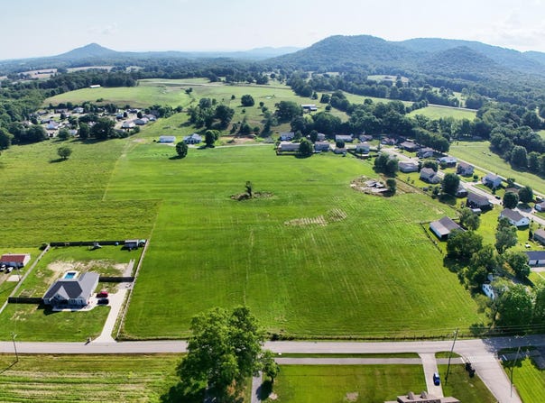 288 Short Line Pike, Berea, KY 40403