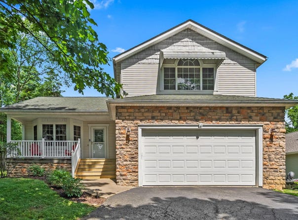 334 Glenridge Circle, Howard, OH 43028