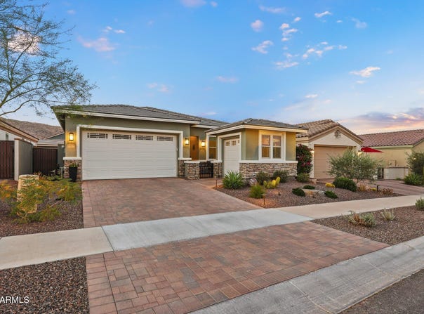 20676 W Luke Avenue, Buckeye, AZ 85396