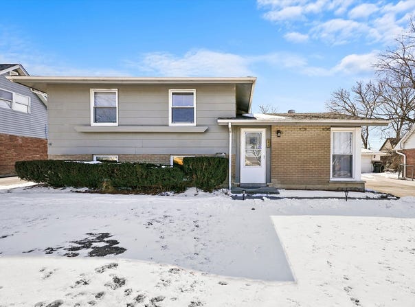 3949 168th Street, Country Club Hills, IL 60478