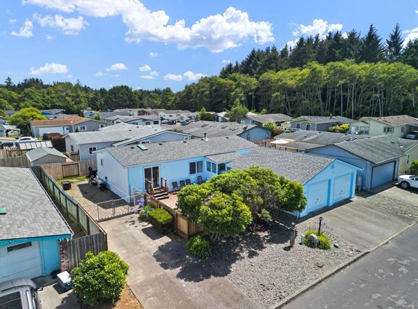 115 Dungeness Street, Crescent City, CA 95531