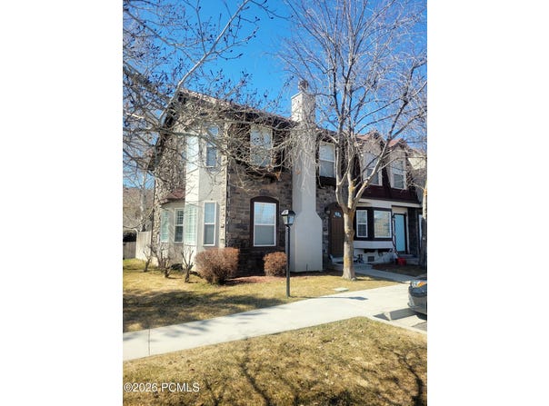 902 E Hamlet Circle, Midway, UT 84049