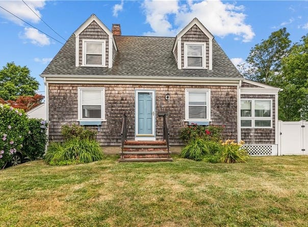 53 Admiral Kalbfus Road, Newport, RI 02840