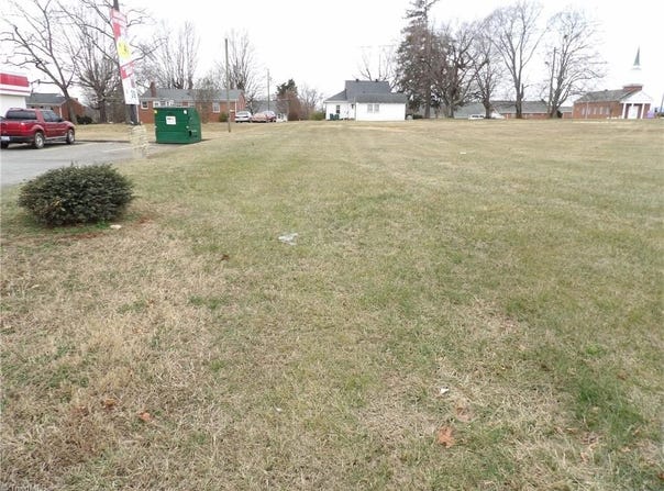 308 Main Street, Dobson, NC 27017