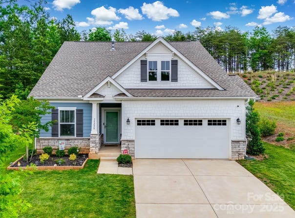 15298 Windward Lane, Lancaster, SC 29720