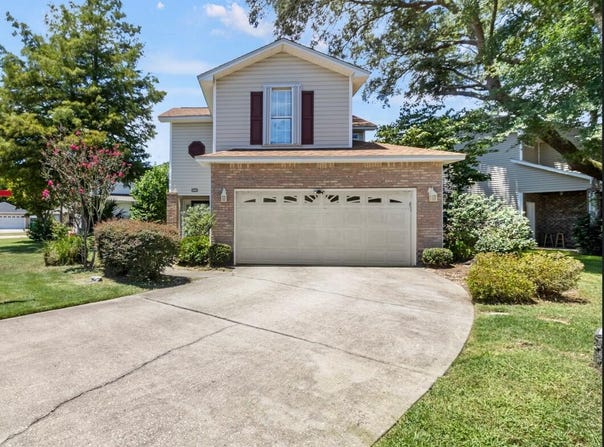 933 Scenic Oak Lane, Fort Walton Beach, FL 32547