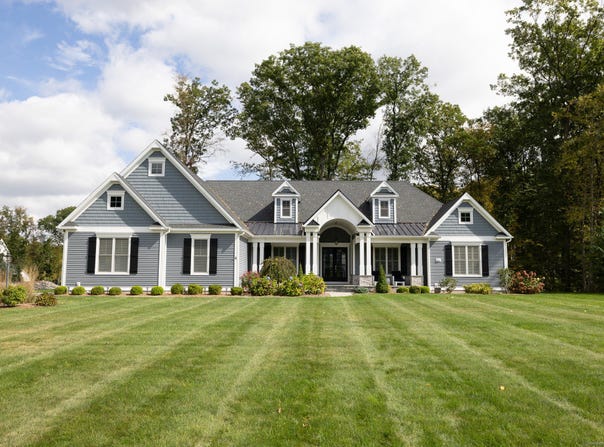 86 Alpine Drive, Farmington, CT 06032