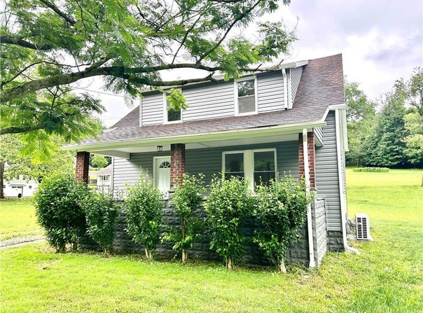 718 Breakneck Rd, Bullskin Twp, PA 15425