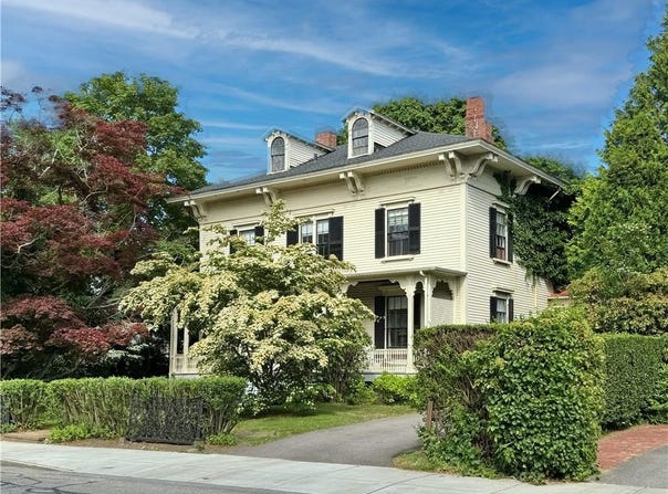 33 Kay Street, Newport, RI 02840