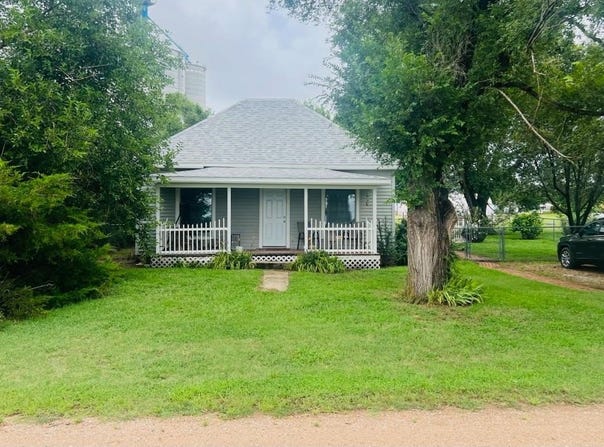 8560 SE 2nd Ave, Kingman, KS 67068-8312