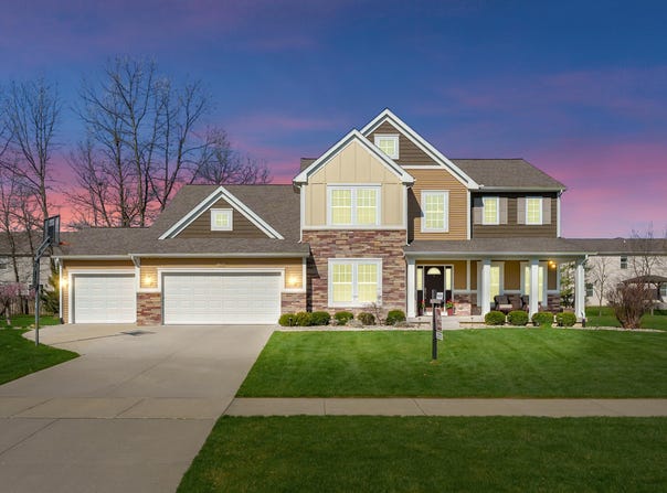 7296 Annandale Drive, Kalamazoo, MI 49009