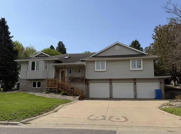 850 E Mill St., Akron, IA 51001