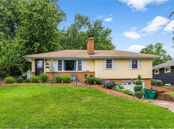 4065 Jersey Avenue N, Crystal, MN 55427