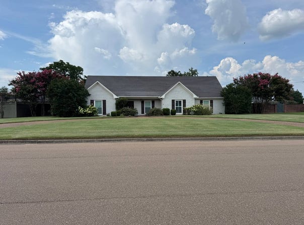 615 Emerson, Greenwood, MS 38930