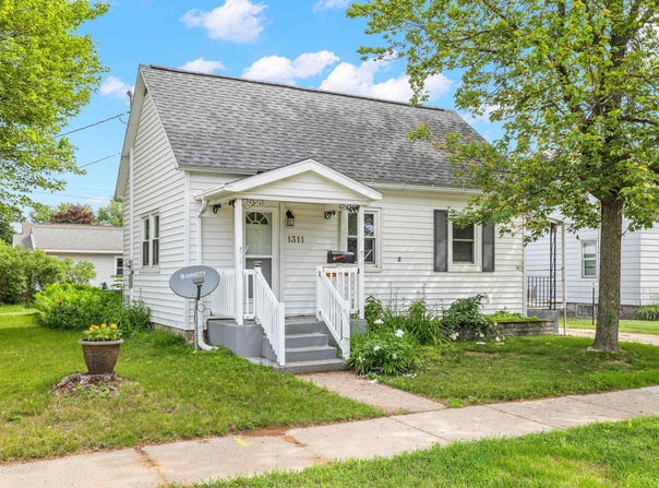 1311 APRICOT STREET, Wisconsin Rapids, WI 54494