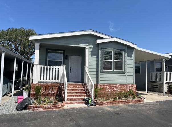 161 E.ORANGETHORPE, PLACENTIA, CA 92870