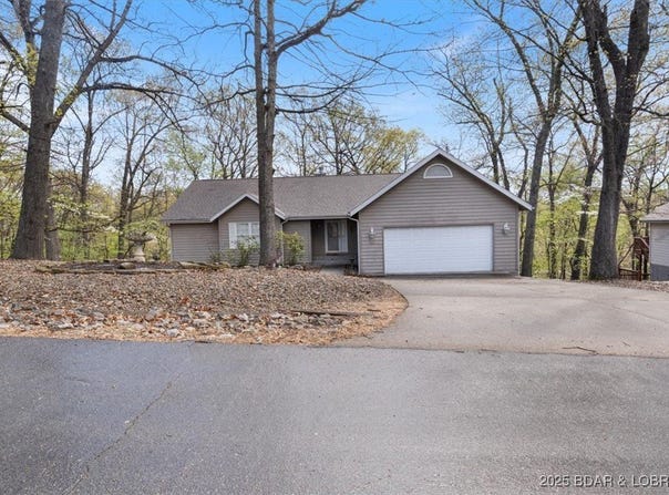 130 Foxhead Shores Drive, Linn Creek, MO 65052