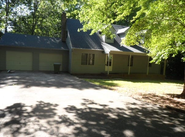 124 S Spring Street, Central, SC 29630