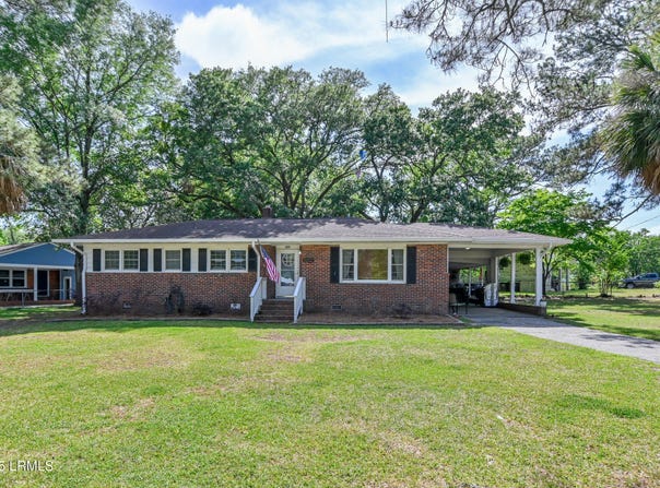 1002 Paul Drive, Beaufort, SC 29902