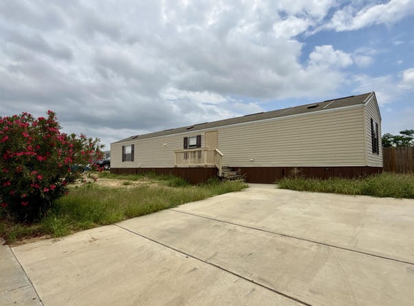 5002 Cocoa Ln, Laredo, TX 78046