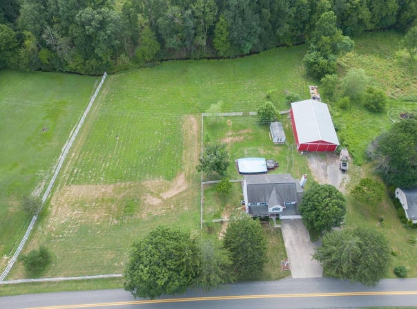 2011 Adamsville Road, Shinnston, WV 26431