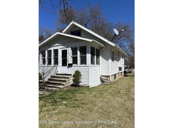 329 S Hayford Avenue, Lansing, MI 48912
