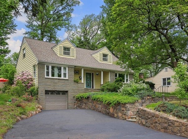 125 King St, Fanwood Boro, NJ 07023-1500
