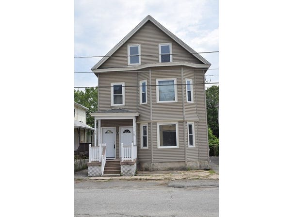 15 Middlesex Park, Lowell, MA 01851
