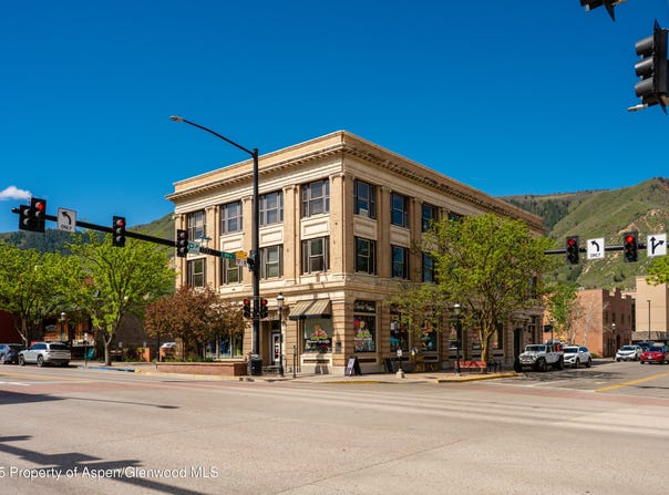 801 Grand Avenue, Glenwood Springs, CO 81601