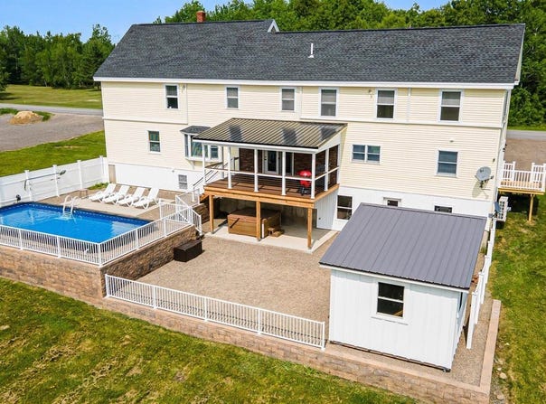 302 Canaan Road, Hampden, ME 04444
