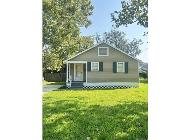 24141 Baist St, Plaquemine, LA 70764