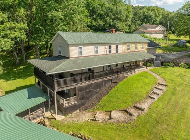 116 Dixon Dr, Derry Twp, PA 15627