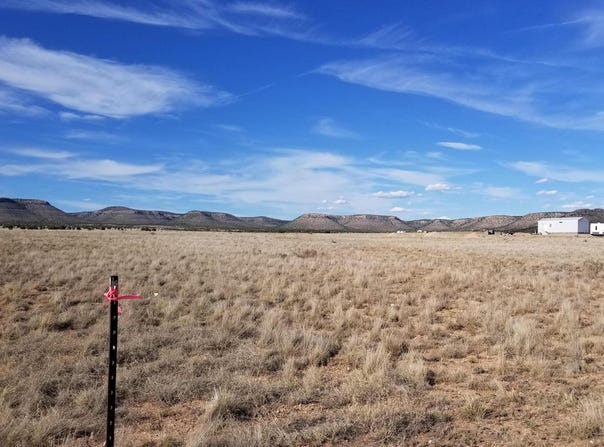 3127 W Malapai Road, Paulden, AZ 86334