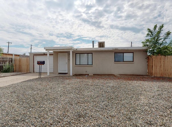 407 DALLAS Street NE, Albuquerque, NM 87108