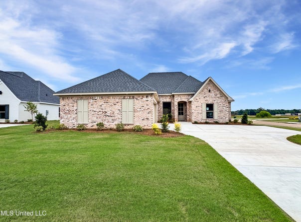 917 Brunswick Court, Flowood, MS 39232