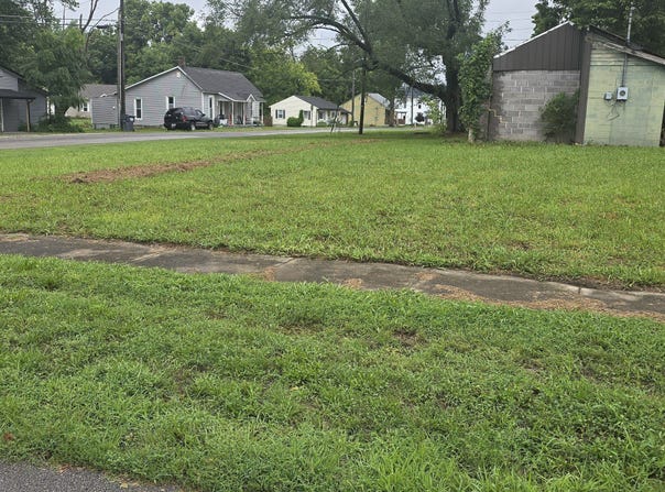 115 E Clinton Street, Hartsville, IN 47244