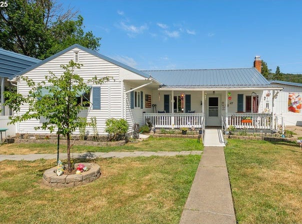 117 HARBOR DR, Riddle, OR 97469