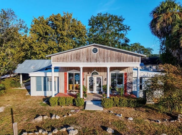 3280 W Powers Ave, Bell, FL 32619