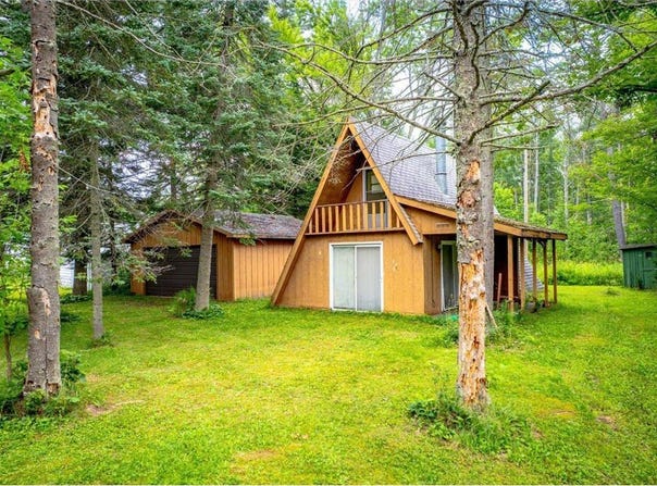 51870 Riverside Lane, Dell Grove Twp, MN 55072