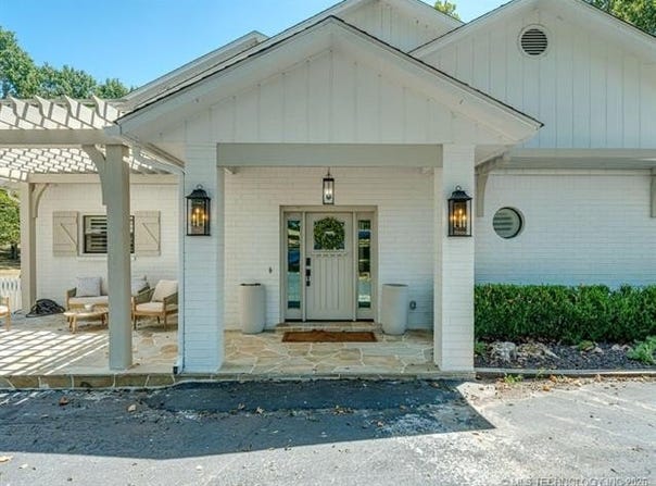30230 562 Road, Monkey Island, OK 74331