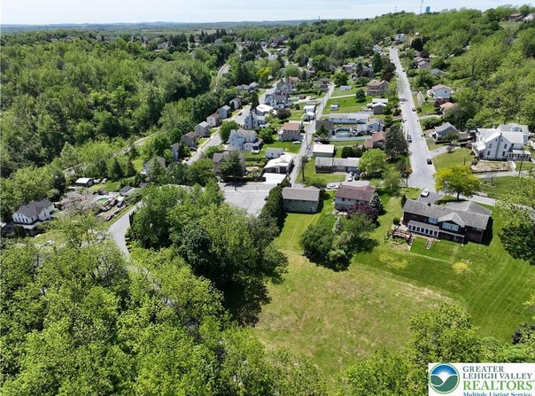 5361 Hillside Avenue, Whitehall Twp, PA 18052