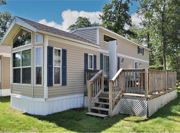1095 W Big Portage Lake Drive NW, Backus, MN 56435