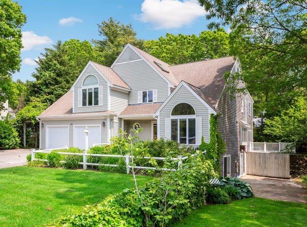 120 Robbins Street, Osterville, MA 02655