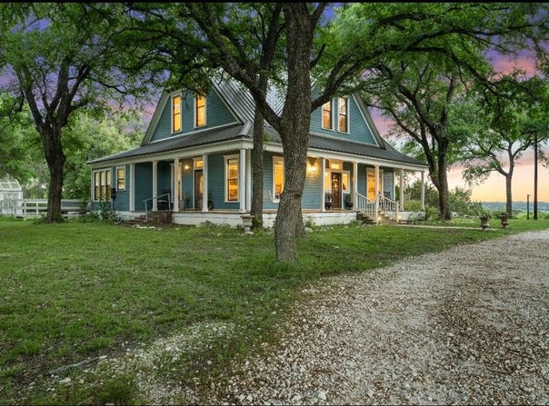 301 Avenue I, Valley Mills, TX 76689