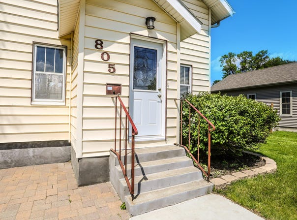 805 NE 1st Avenue, Aberdeen, SD 57401