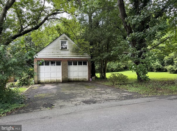 6420 SPRING TERRACE, FALLS CHURCH, VA 22042