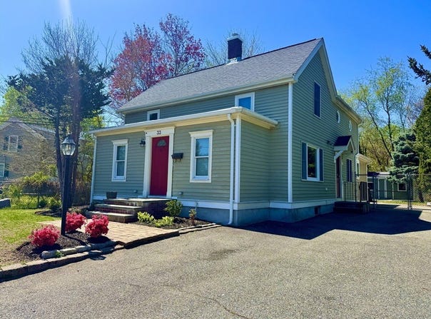 33 Lill Avenue, Newton, MA 02465